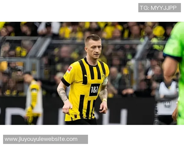 恩里克高度认可马尤卢表现巴黎俱乐部已启动续约谈判 恩里克高度认可马尤卢表现巴黎俱乐部已启动续约谈判