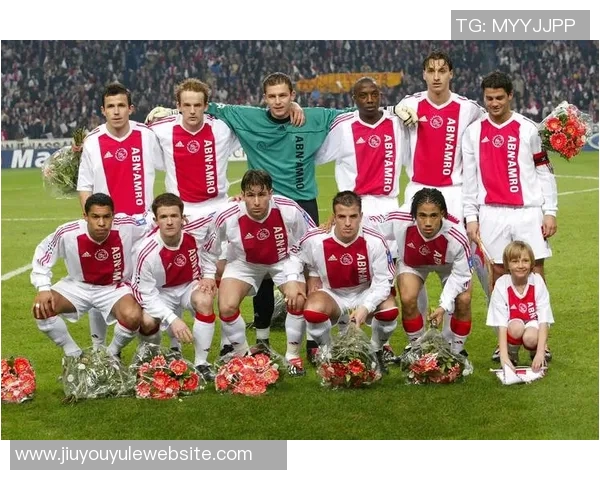 阿贾克斯主帅盛赞奥斯梅恩速度与力量可与德罗巴伊布相媲美